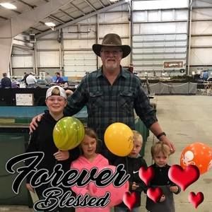 Meet your Posher, Ed